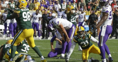 Daniel Carlson sbaglia il Field Goal della vittoria allo scadere contro Green Bay